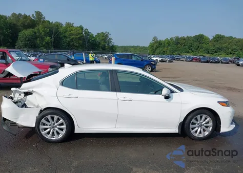 2020 Toyota Camry Le Awd из США, поврежденный, VIN 4T1C11BK4LU010585